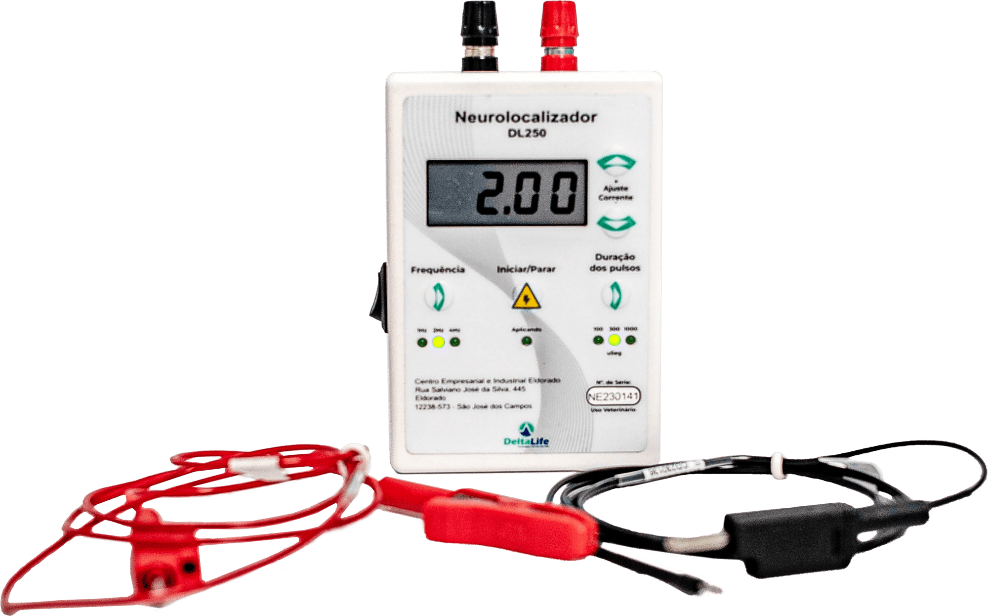 Neurolocalizador DL250 O Neurolocalizador DL250 da Delta Life tem como objetivo localizar unidades nervosas na aplicação da anestesia local no paciente. Tal dispositivo foi desenvolvido e fabricado totalmente no Brasil.
Entre suas principais características, podemos citar:
Ajuste da corrente: por meio dos botões “crescente” e “decrescente”, ajusta-se a corrente de estímulo, dando valores a partir de 0,05mA até 5,00mA, em etapas de 0,05mA;
Aplicando (LED): a luz de LED pisca conforme o pulso de estímulo;
Duração do pulso: com o botão pode ser selecionado 100 μSeg, 300 μSeg ou 1000 μSeg. A luz de LED acenderá conforme o valor selecionado;
Frequência: com o botão pode ser selecionado 1Hz, 2Hz e 4hz. A luz de LED acenderá conforme o valor selecionado;
Display LCD: é responsável por mostrar as configurações do ajuste de corrente e a corrente aplicada.