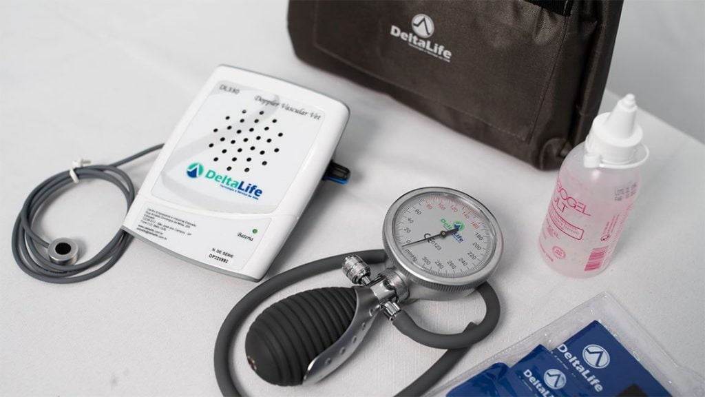 Kit doppler vascular com Esfigmomanômetro de palma.